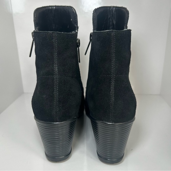 Valdini Women’s Black Suede Ankle Boots, Size 6.5 - Picture 4 of 10